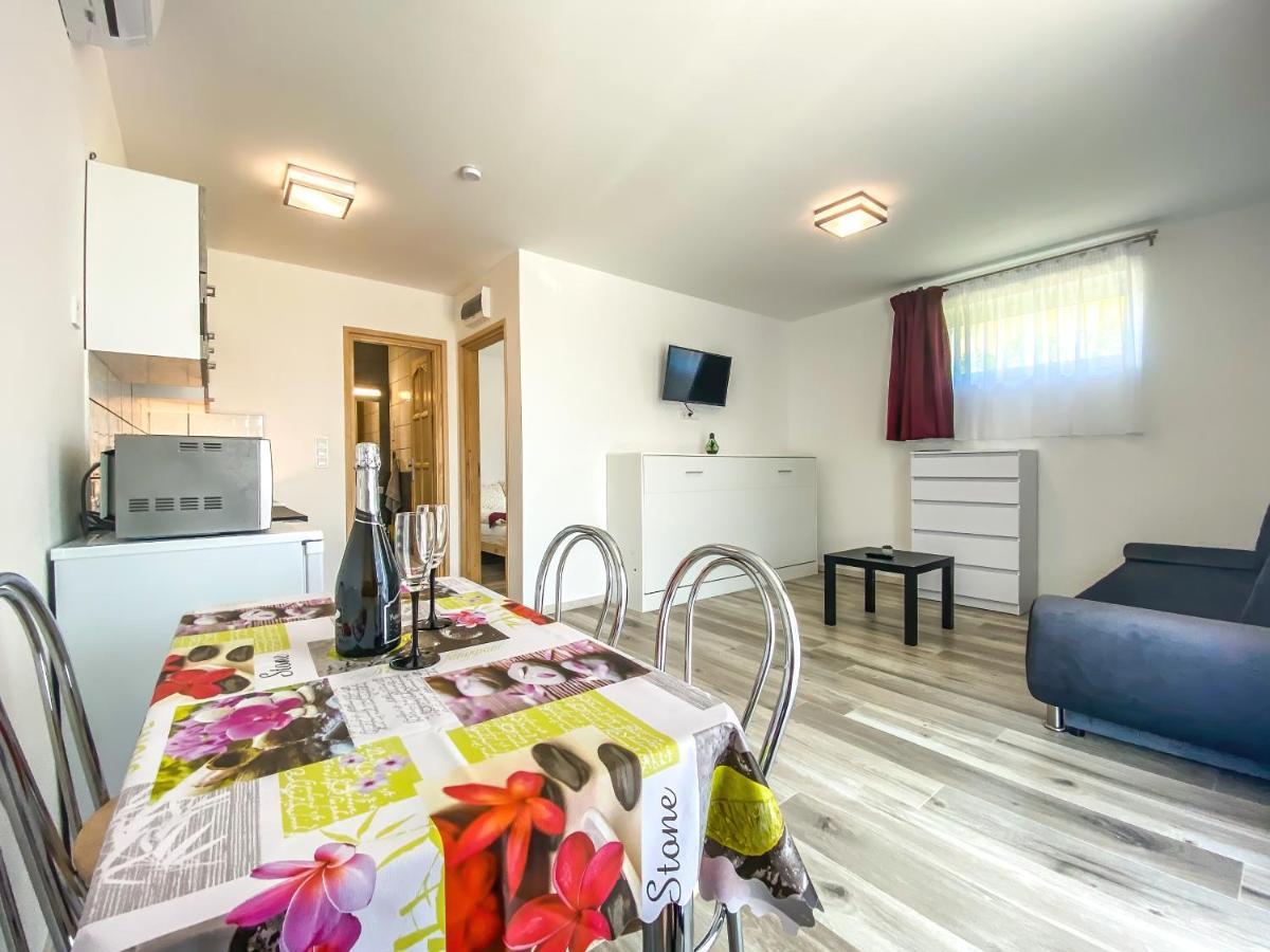 Feda Apartmanhaz Balatonboglár Екстериор снимка